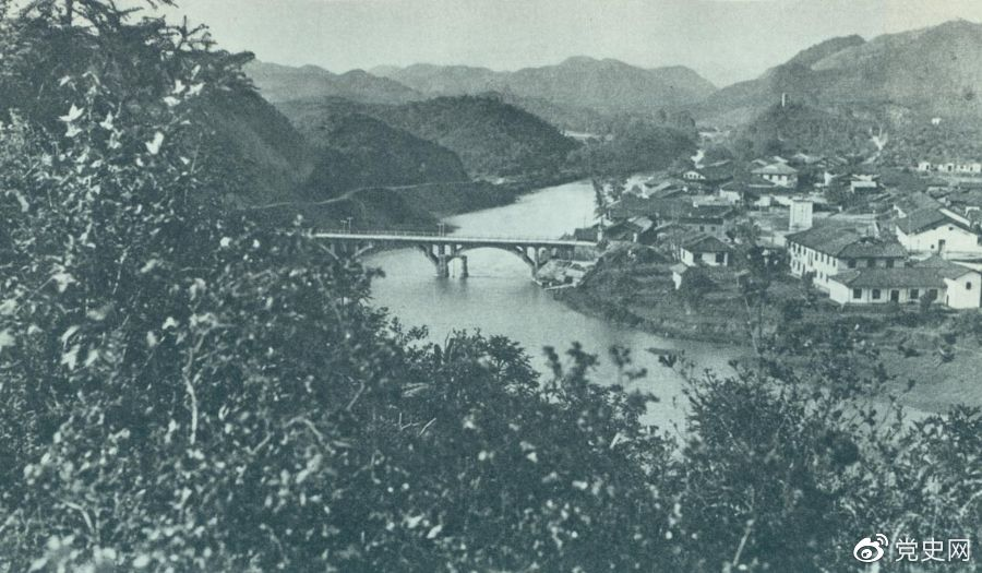 1930年12月，紅軍在龍岡地區(qū)殲滅國(guó)民黨軍第十八師近一萬(wàn)人，活捉敵師長(zhǎng)張輝瓚。圖為作戰(zhàn)舊址江西興國(guó)東北的龍岡。